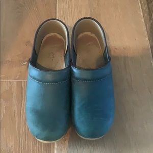 European 38 green dansko clogs